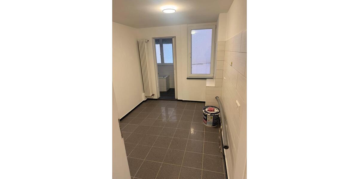 Erdgeschoßwohnung Villingen-Schwenningen Schwenningen - 3 Zimmer, 70 m&sup2;, 1.070&euro; | Angebot:25510138