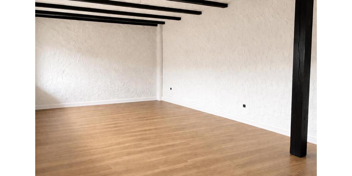 Dachgeschoßwohnung Otterbach - 4 Zimmer, 120 m&sup2;, 1.250&euro; | Angebot:26115257