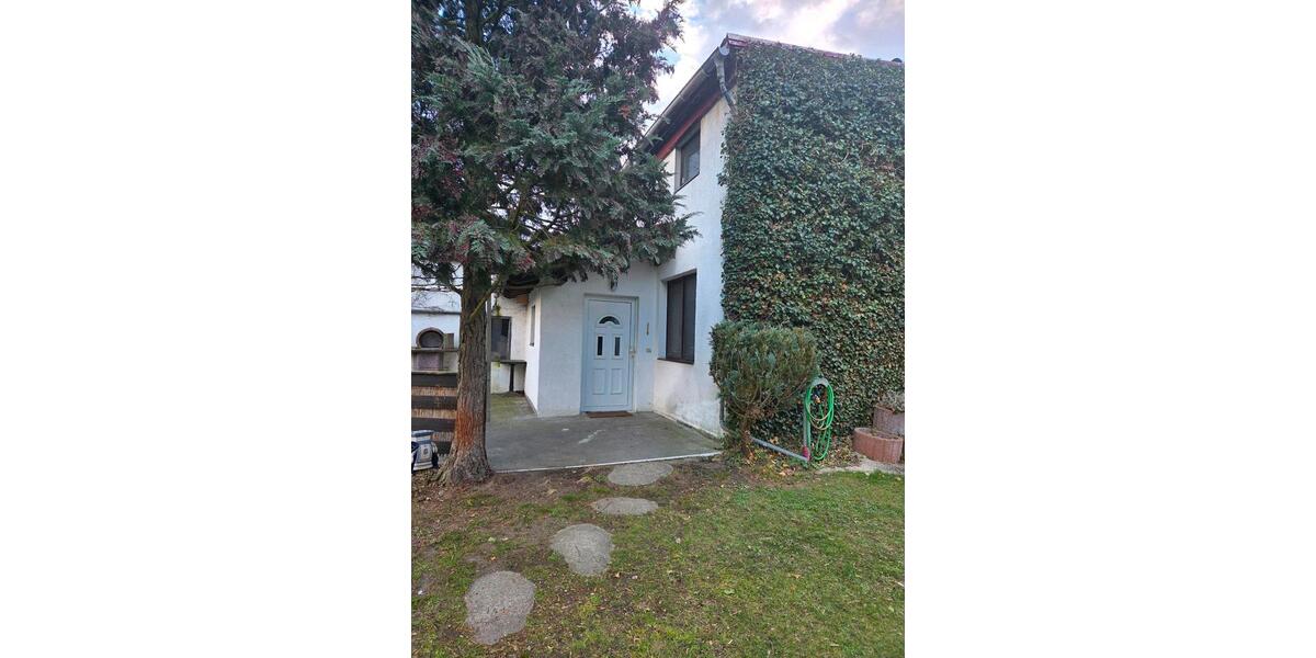 Etagenwohnung Kemberg - 3 Zimmer, 64 m&sup2;, 600&euro; | Angebot:25807173