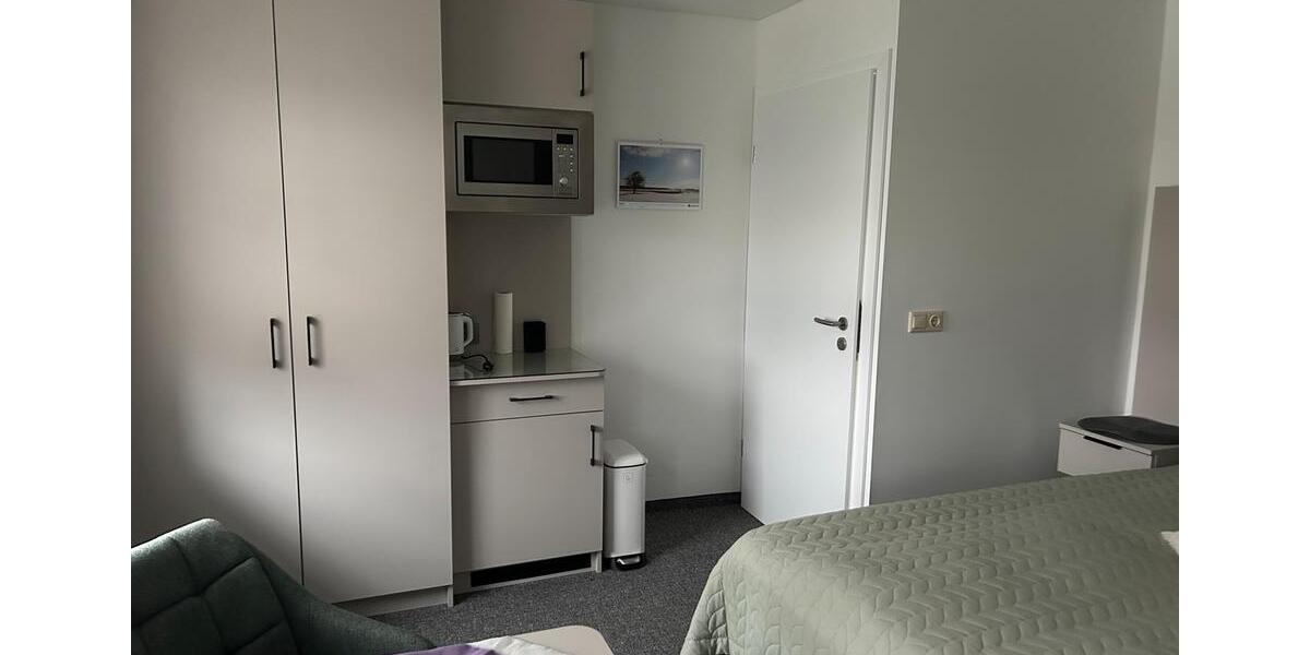 Etagenwohnung Schwedt (Oder) - 1 Zimmer, 18 m&sup2;, 325&euro; | Angebot:26291816