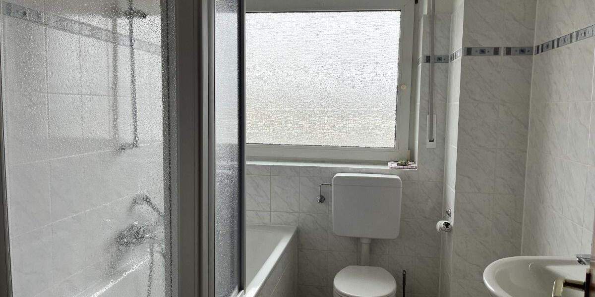 Etagenwohnung Moers Asberg - 2 Zimmer, 59 m&sup2;, 570&euro; | Angebot:25249344