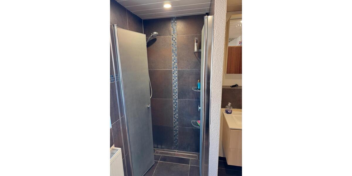 Etagenwohnung Röllbach - 4 Zimmer, 1.000&euro; | Angebot:23134787