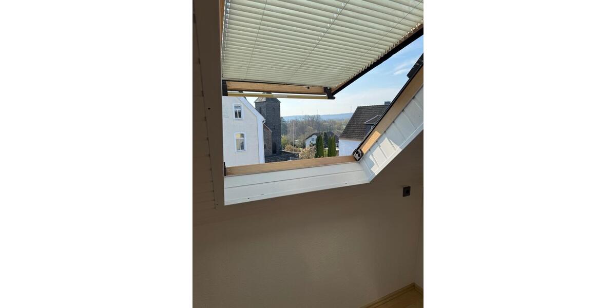 Dachgeschoßwohnung Hundsangen - 2 Zimmer, 65 m&sup2;, 500&euro; | Angebot:26321148