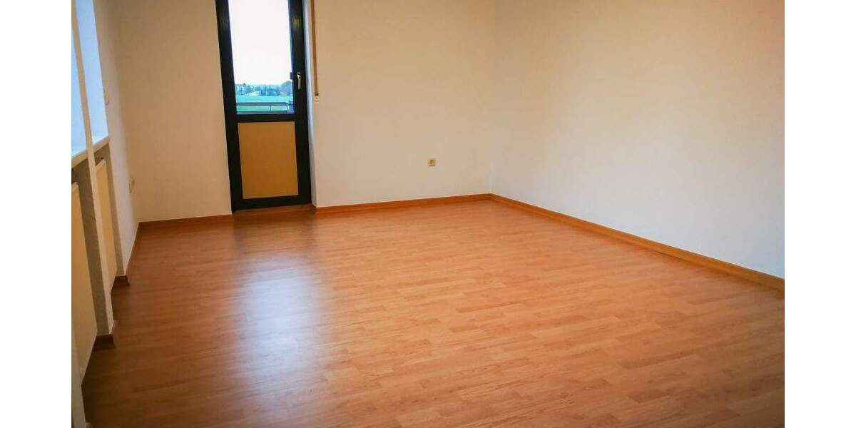 Etagenwohnung Wölfersheim - 2 Zimmer, 62 m&sup2;, 600&euro; | Angebot:24708885