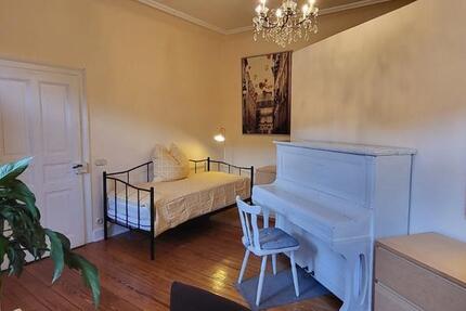 Wohnen auf Zeit Pirmasens - 1 Zimmer, 20 m&sup2;, 390&euro; | Angebot:24085650