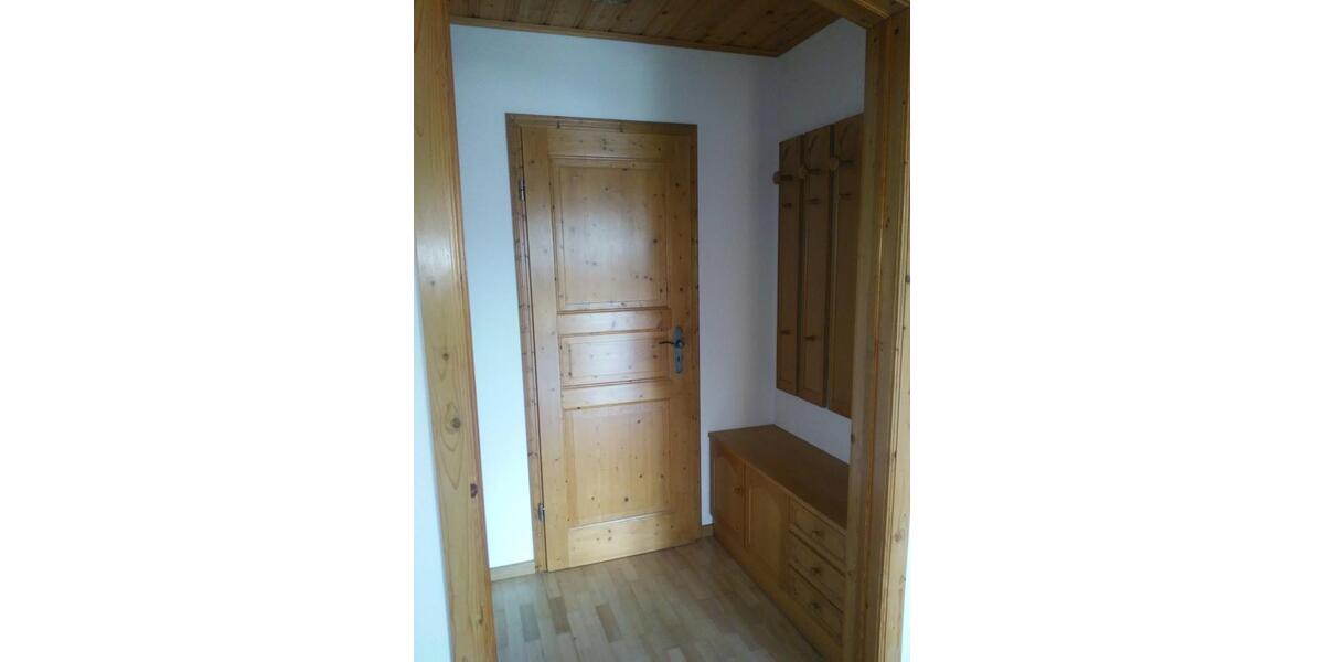 Dachgeschoßwohnung Thurnau - 3 Zimmer, 100 m&sup2;, 650&euro; | Angebot:24721302