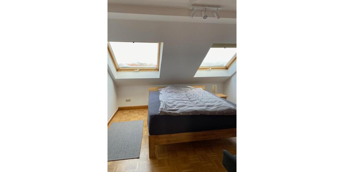 Dachgeschoßwohnung Meiningen - 2.5 Zimmer, 62 m&sup2;, 420&euro; | Angebot:24783936