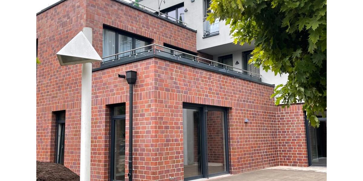 Etagenwohnung Hatten - 2 Zimmer, 92 m&sup2;, 1.250&euro; | Angebot:25943333