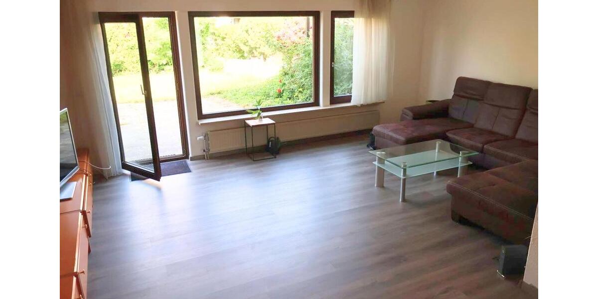 Wohnen auf Zeit Geldersheim - 2 Zimmer, 150 m&sup2;, 370&euro; | Angebot:26254281