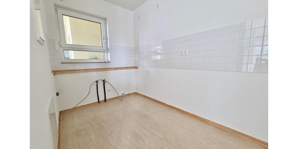 Dachgeschoßwohnung Dresden Neustadt - 1.5 Zimmer, 47 m&sup2;, 530&euro; | Angebot:26001478