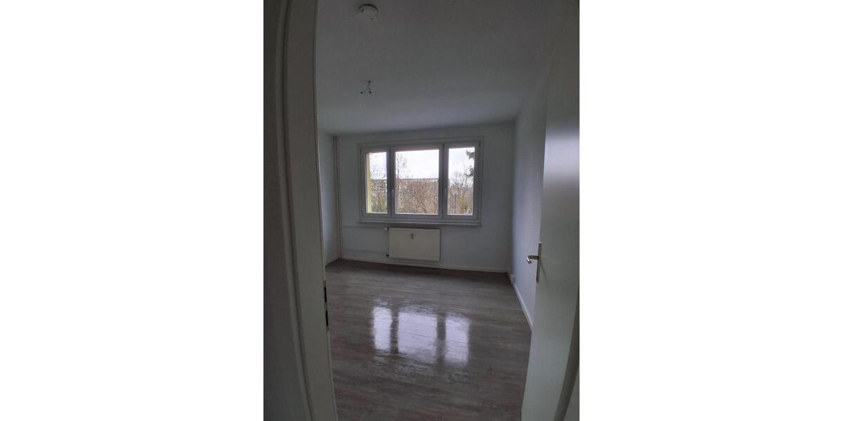Erdgeschoßwohnung Querfurt - 3 Zimmer, 59 m&sup2;, 335&euro; | Angebot:25922723