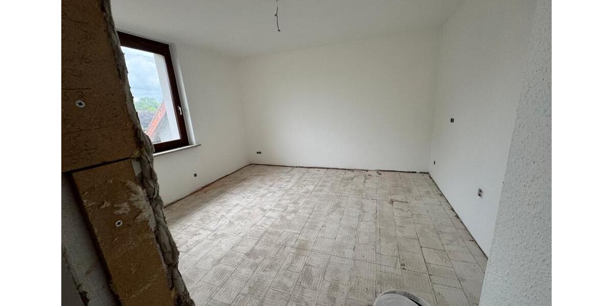 Hochparterre Emmerthal - 3 Zimmer, 88 m&sup2;, 690&euro; | Angebot:26214822