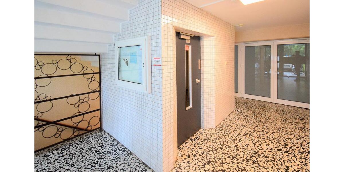 Etagenwohnung Bonn Tannenbusch - 2 Zimmer, 57 m&sup2;, 750&euro; | Angebot:26310873