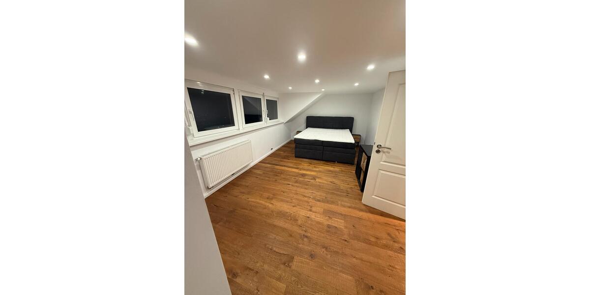 Reihenhaus Trier West-Pallien - 4.5 Zimmer, 135 m&sup2;, 1.850&euro; | Angebot:26049824