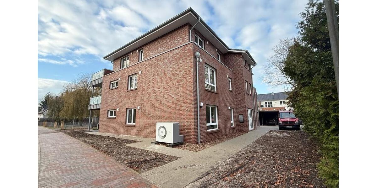 Erdgeschoßwohnung Zetel - 2 Zimmer, 89 m&sup2;, 910&euro; | Angebot:22266598