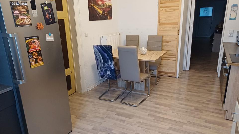 Etagenwohnung Gröningen - 5 Zimmer, 148 m&sup2;, 900&euro; | Angebot:26047050