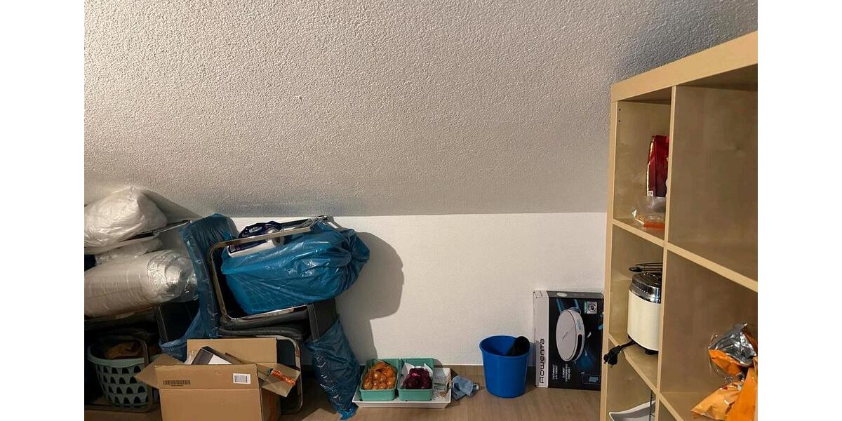 Dachgeschoßwohnung Knittlingen - 2 Zimmer, 90 m&sup2;, 1.050&euro; | Angebot:26221318