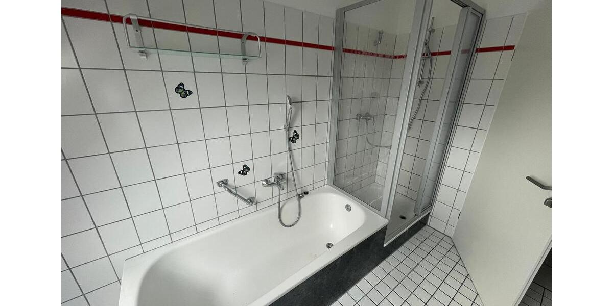 Doppelhaushälfte Papenburg - 4 Zimmer, 120 m&sup2;, 1.000&euro; | Angebot:25075760