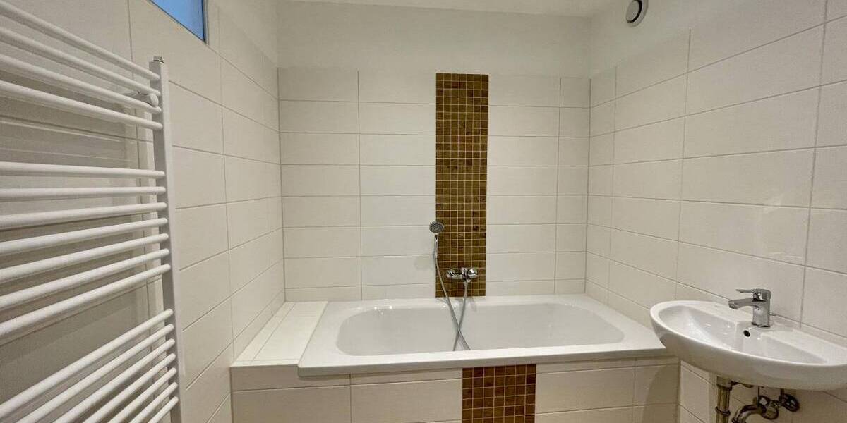 Etagenwohnung Chemnitz Helbersdorf - 5 Zimmer, 128 m&sup2;, 722&euro; | Angebot:26753525