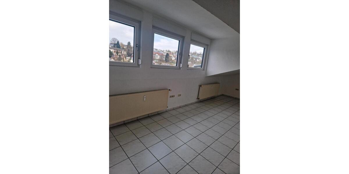 Dachgeschoßwohnung Lützelbach - 4 Zimmer, 84 m&sup2;, 750&euro; | Angebot:24470176