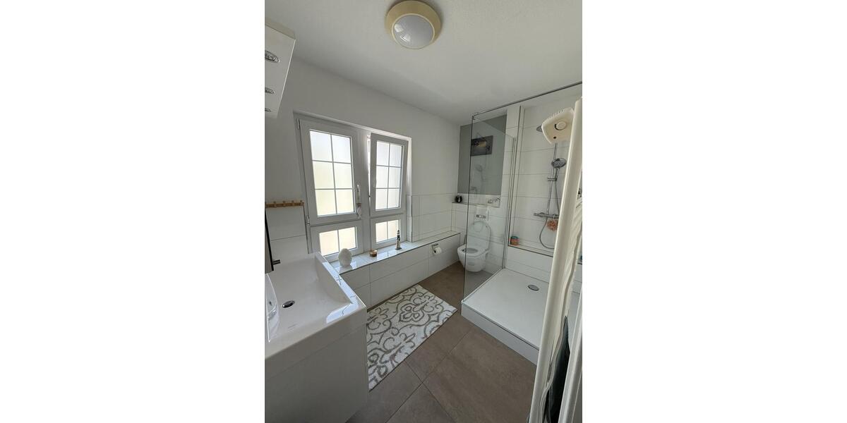 Etagenwohnung Lünen Brambauer - 4 Zimmer, 141 m&sup2;, 1.100&euro; | Angebot:24750118