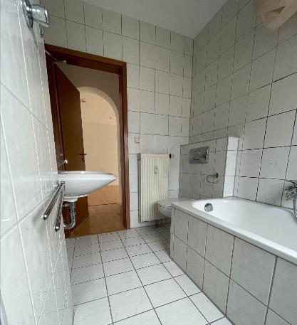 Dachgeschoßwohnung Lichtenfels - 2.5 Zimmer, 73 m&sup2;, 629&euro; | Angebot:26313107