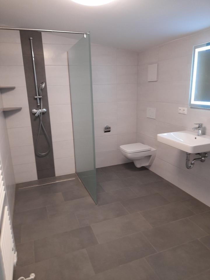 helle 2 Zimmer Wohnung in 97478 KnetzgauOT Zell a. E.
