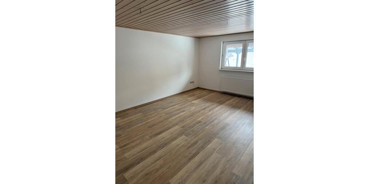Erdgeschoßwohnung Bad Kreuznach Bad Münster am Stein-Ebernburg - 3 Zimmer, 90 m&sup2;, 898&euro; | Angebot:25614230