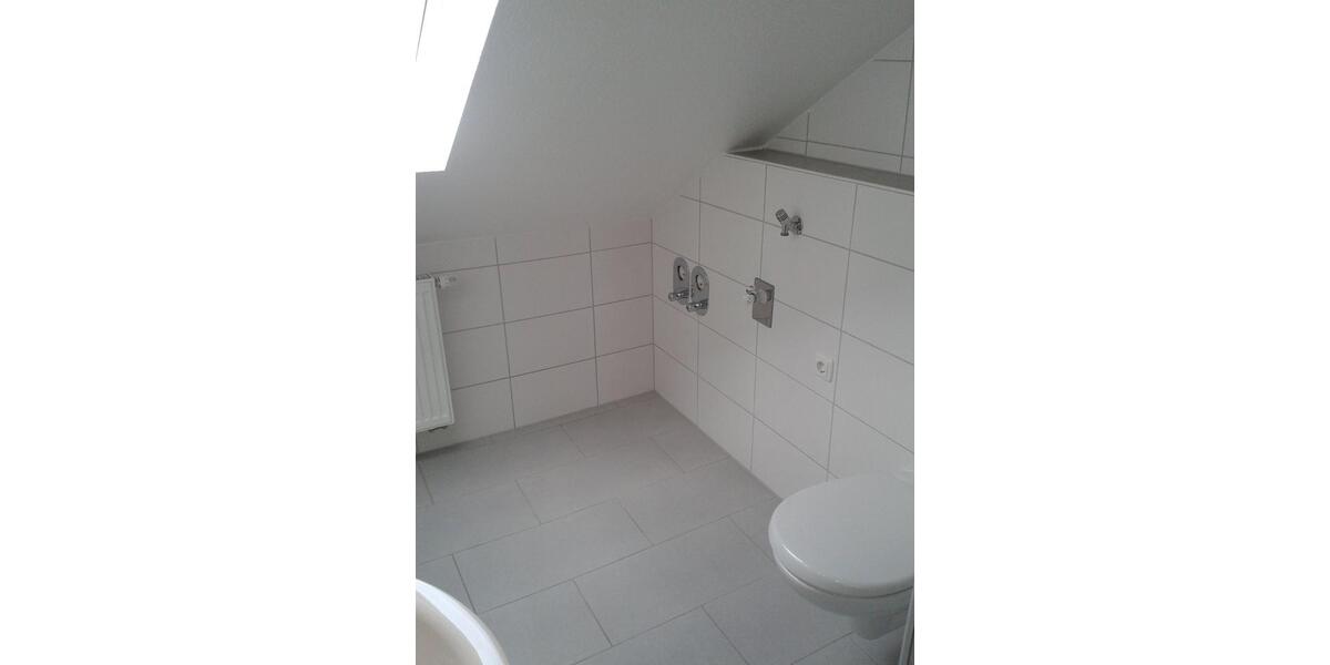 Dachgeschoßwohnung Schweinfurt Gartenstadt - 1 Zimmer, 35 m&sup2;, 270&euro; | Angebot:24382366