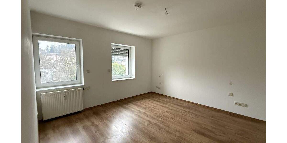 Etagenwohnung Bad Ems - 3 Zimmer, 138 m&sup2;, 1.100&euro; | Angebot:24712604