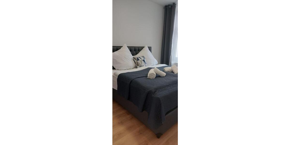 Etagenwohnung Mönchengladbach Süd - 2 Zimmer, 60 m&sup2;, 1.400&euro; | Angebot:26343017