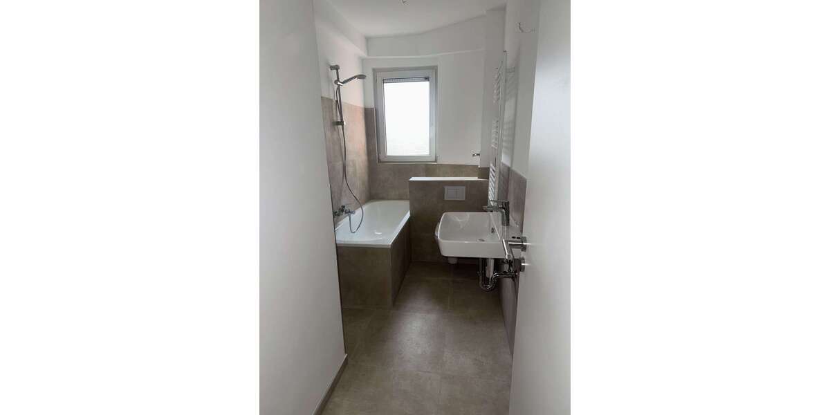 Wohnung zum Mieten in Wuppertal 650 € 72 m² 2 zimmer