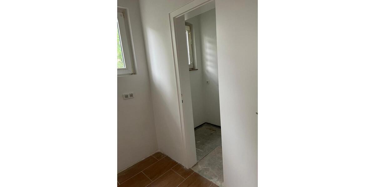 Etagenwohnung Gelsenkirchen Gelsenkirchen-Mitte - 4 Zimmer, 110 m&sup2;, 1.100&euro; | Angebot:26532290