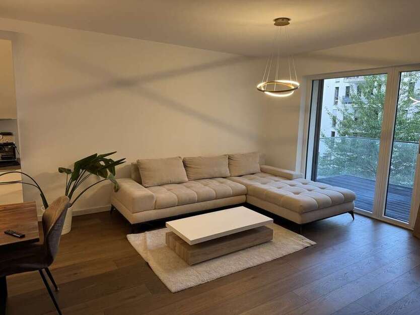 Wohnung zum Mieten in Düsseldorf 1.332 € 74 m²