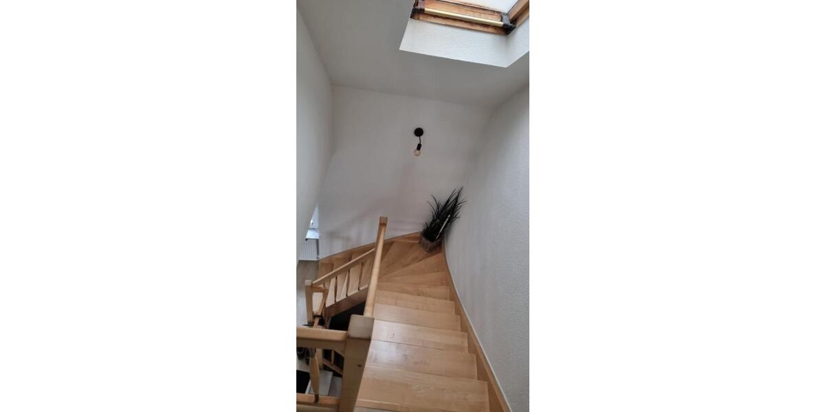 Etagenwohnung Geisenheim - 5 Zimmer, 17 m&sup2;, 359&euro; | Angebot:24839392