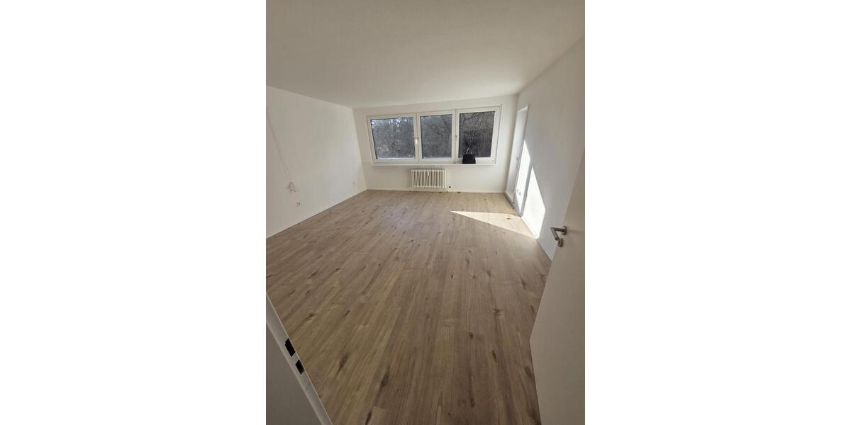 Etagenwohnung Borken (Hessen) - 3 Zimmer, 75 m&sup2;, 315&euro; | Angebot:25905536