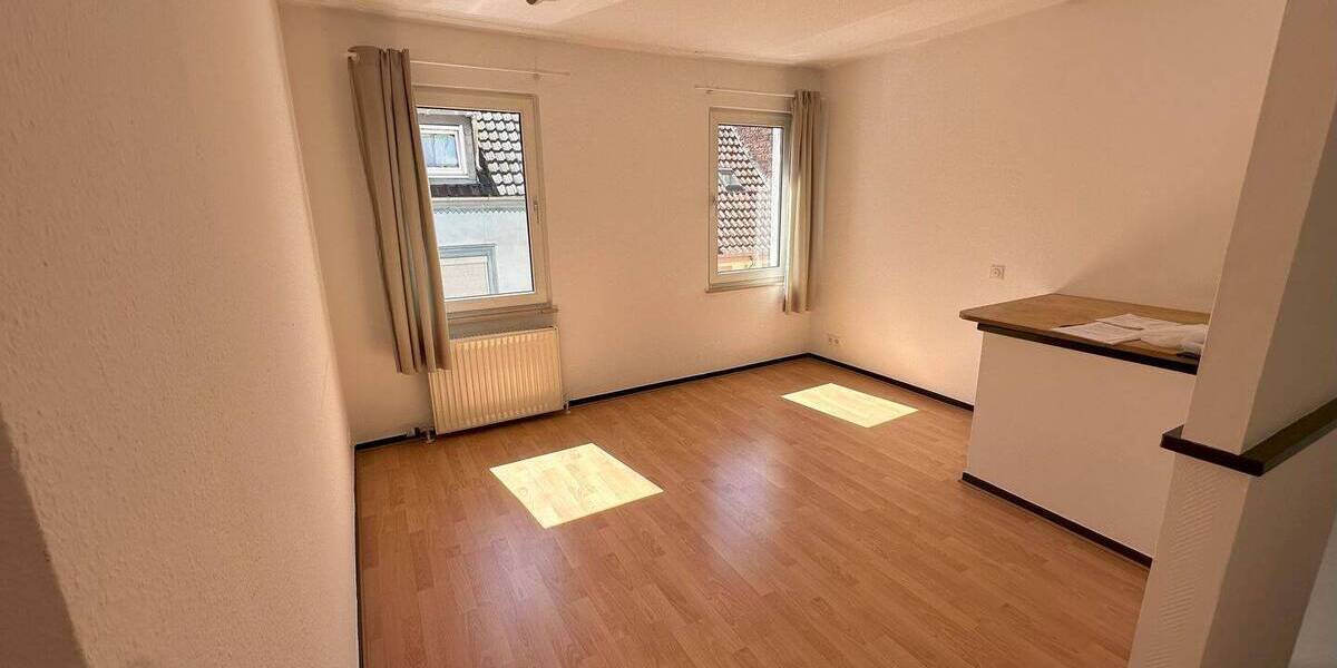 Einfamilienhaus Kaiserslautern Innenstadt - 3 Zimmer, 102 m&sup2;, 990&euro; | Angebot:25928846