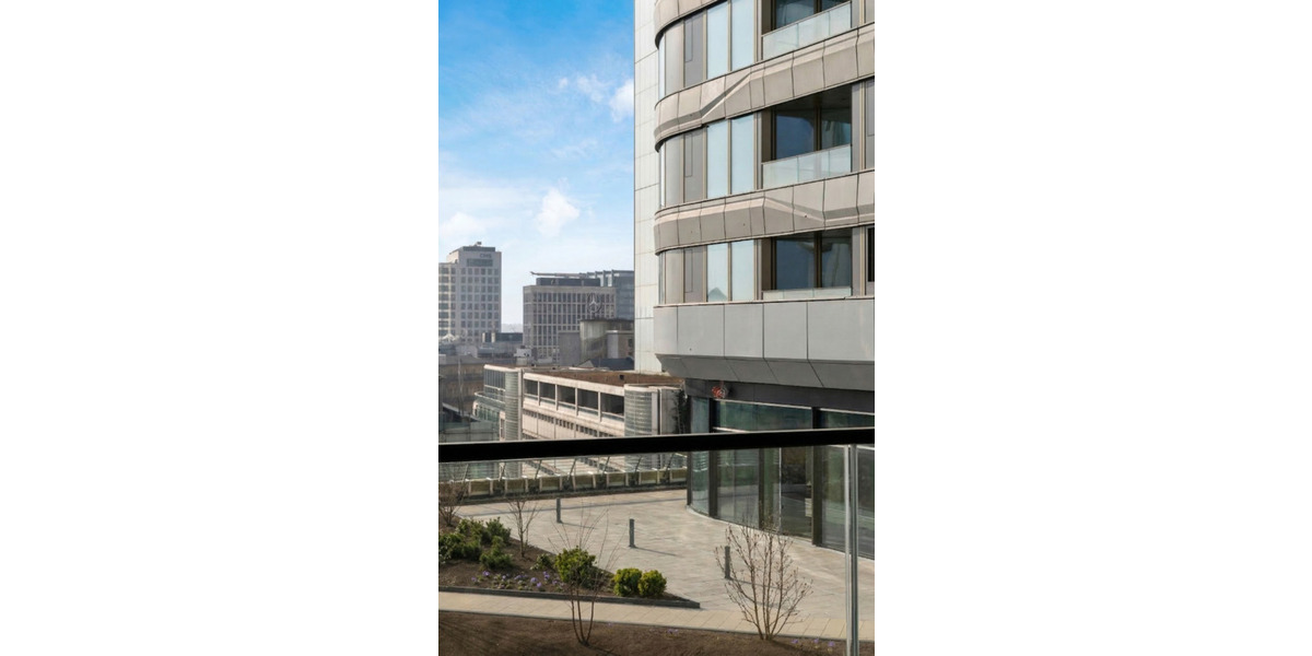 Etagenwohnung Frankfurt am Main Innenstadt - 2 Zimmer, 82 m&sup2;, 2.115&euro; | Angebot:26092972