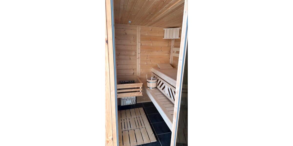 Einfamilienhaus Laage - 4 Zimmer, 140 m&sup2;, 1.600&euro; | Angebot:26213173