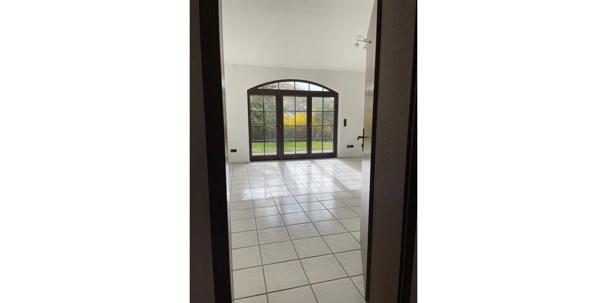 Terrassenwohnung Gaugrehweiler - 2 Zimmer, 70 m&sup2;, 700&euro; | Angebot:25973225