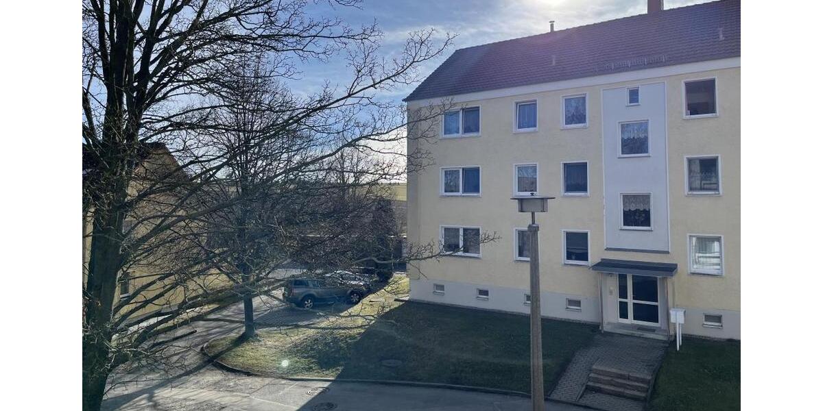 Etagenwohnung Dorfhain - 3 Zimmer, 67 m&sup2;, 399&euro; | Angebot:25286997