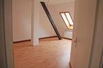 Dachgeschoßwohnung Zeitz - 2 Zimmer, 63 m&sup2;, 275&euro; | Angebot:24650232
