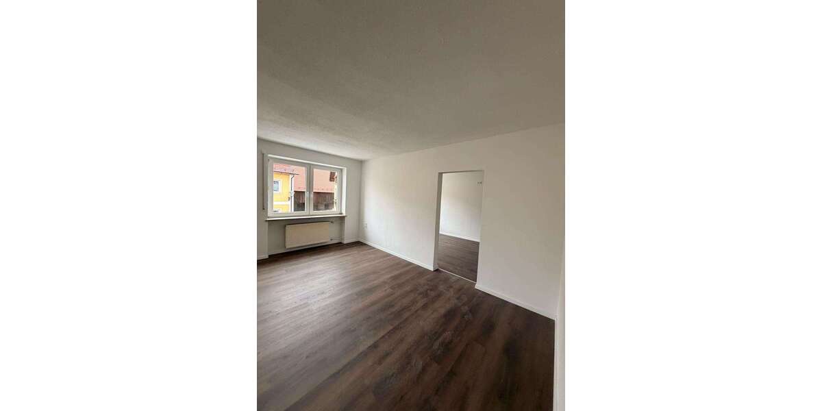 Etagenwohnung Bruck in der Oberpfalz - 3 Zimmer, 84 m&sup2;, 717&euro; | Angebot:26319218