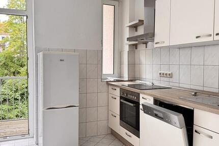 SCHNELL SEIN! SCHÖNE 2-RAUMWOHNUNG mit BALKON und EINBAUKÜCHE! 2 zimmer