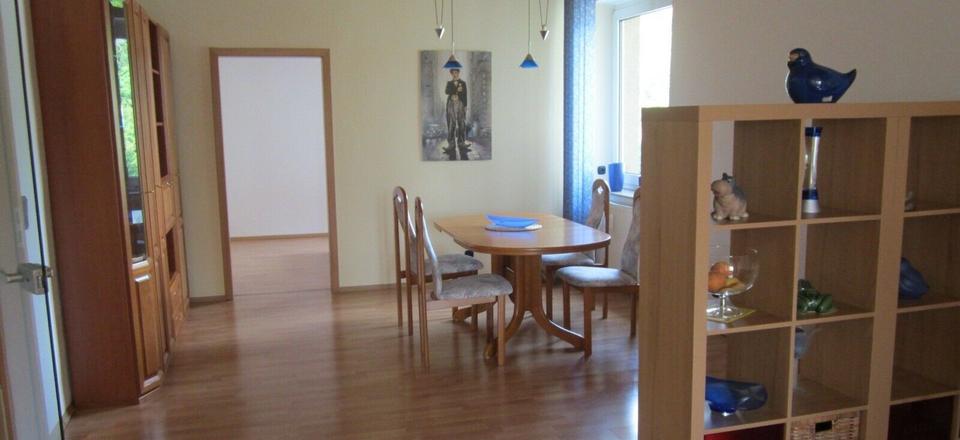 Wohnen auf Zeit Hameln - 3 Zimmer, 101 m&sup2;, 450&euro; | Angebot:23863069