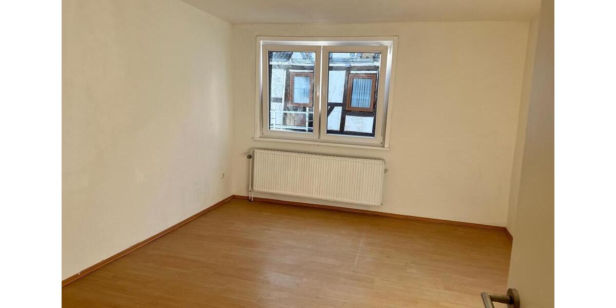 Etagenwohnung Großalmerode - 3 Zimmer, 90 m&sup2;, 570&euro; | Angebot:26195945
