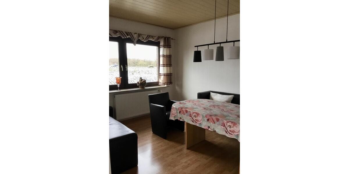 Ab 01.04.~3 Zimmer 110 qm + 30 qm Dachboden~Einbauküche~Balkon 3 zimmer