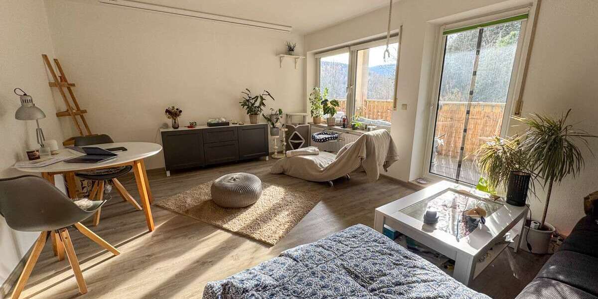 Wohnung zum Mieten in Schwarzenberg OT Bermsgrün 342 € 57 m² 2 zimmer