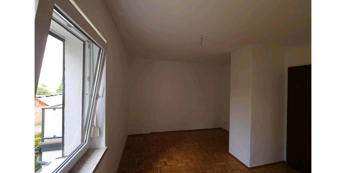 Etagenwohnung Wildenfels - 3 Zimmer, 87 m&sup2;, 815&euro; | Angebot:26694165