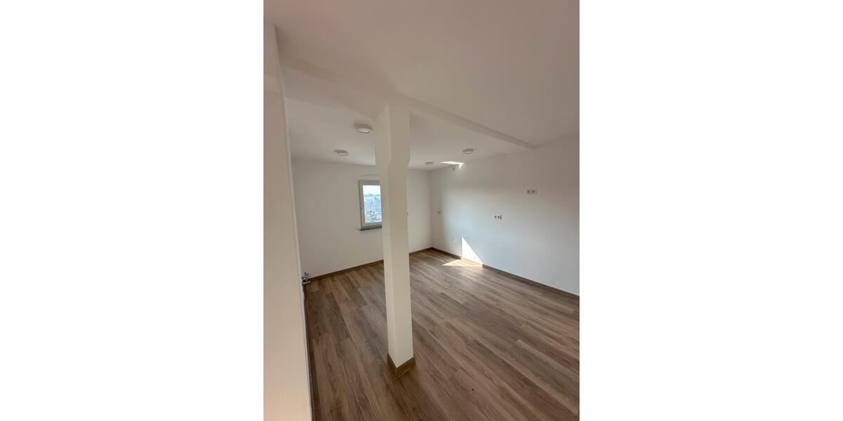 Maisonettenwohnung Reichenbach im Vogtland Obermylau - 5 Zimmer, 125 m&sup2;, 1.500&euro; | Angebot:26573232